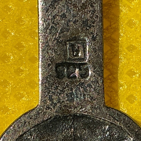 Sterling Silver Cross & Chain With Opalescent Center Stone Marcasite Stones - Picture 3 of 9